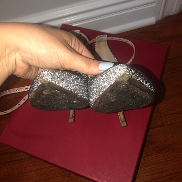 VALENTINO Glitter Pointed-Toe Ankle-Wrap Pump - Picture 6 of 8